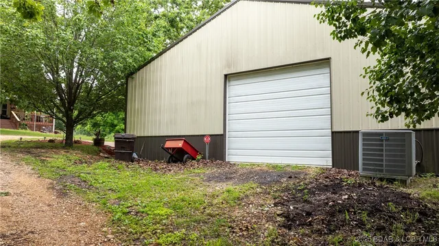 $595,000 | 660 Upper Prairie Hollow Road, Macks Creek, MO 65786