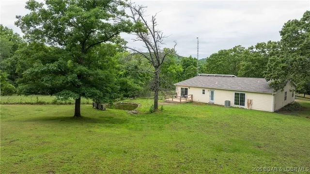 $595,000 | 660 Upper Prairie Hollow Road, Macks Creek, MO 65786