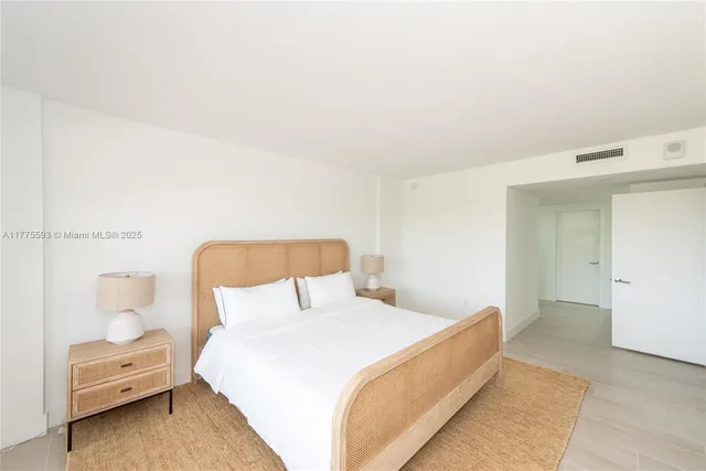 $1,090,000 | 155 Ocean Ln Drive, Unit 404, Key Biscayne, FL 33149