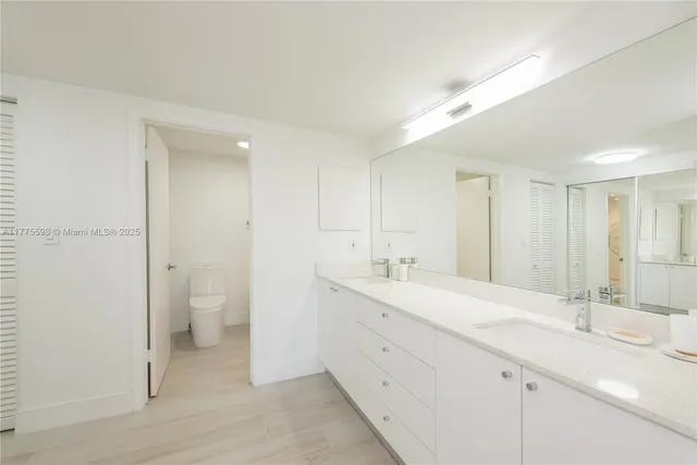 $1,090,000 | 155 Ocean Ln Drive, Unit 404, Key Biscayne, FL 33149