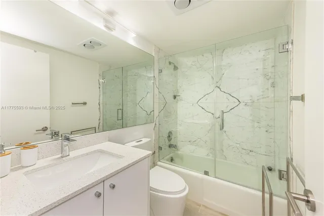 $1,090,000 | 155 Ocean Ln Drive, Unit 404, Key Biscayne, FL 33149