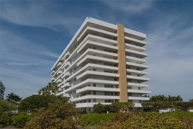 $1,090,000 | 155 Ocean Ln Drive, Unit 404, Key Biscayne, FL 33149