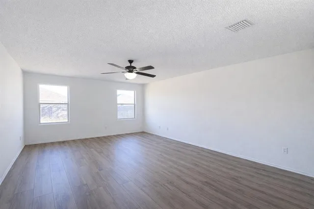 $1,695 | 2512 Mitchell Lane, Anna, TX 75409