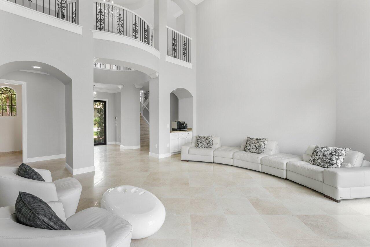 8626 Daystar Ridge Point Boynton Beach, FL 33473 - Photo 3 of 58 living room