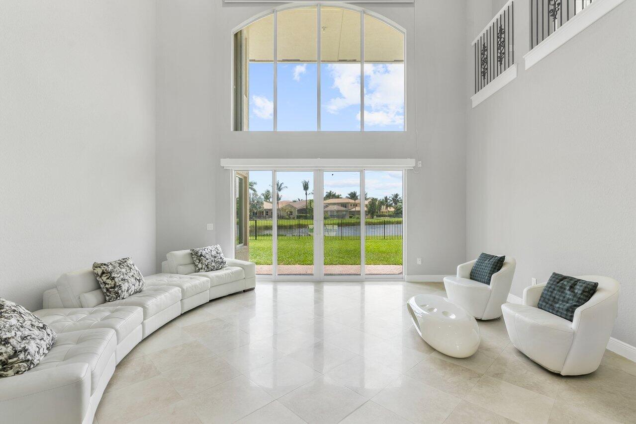 8626 Daystar Ridge Point Boynton Beach, FL 33473 - Photo 4 of 58 living room