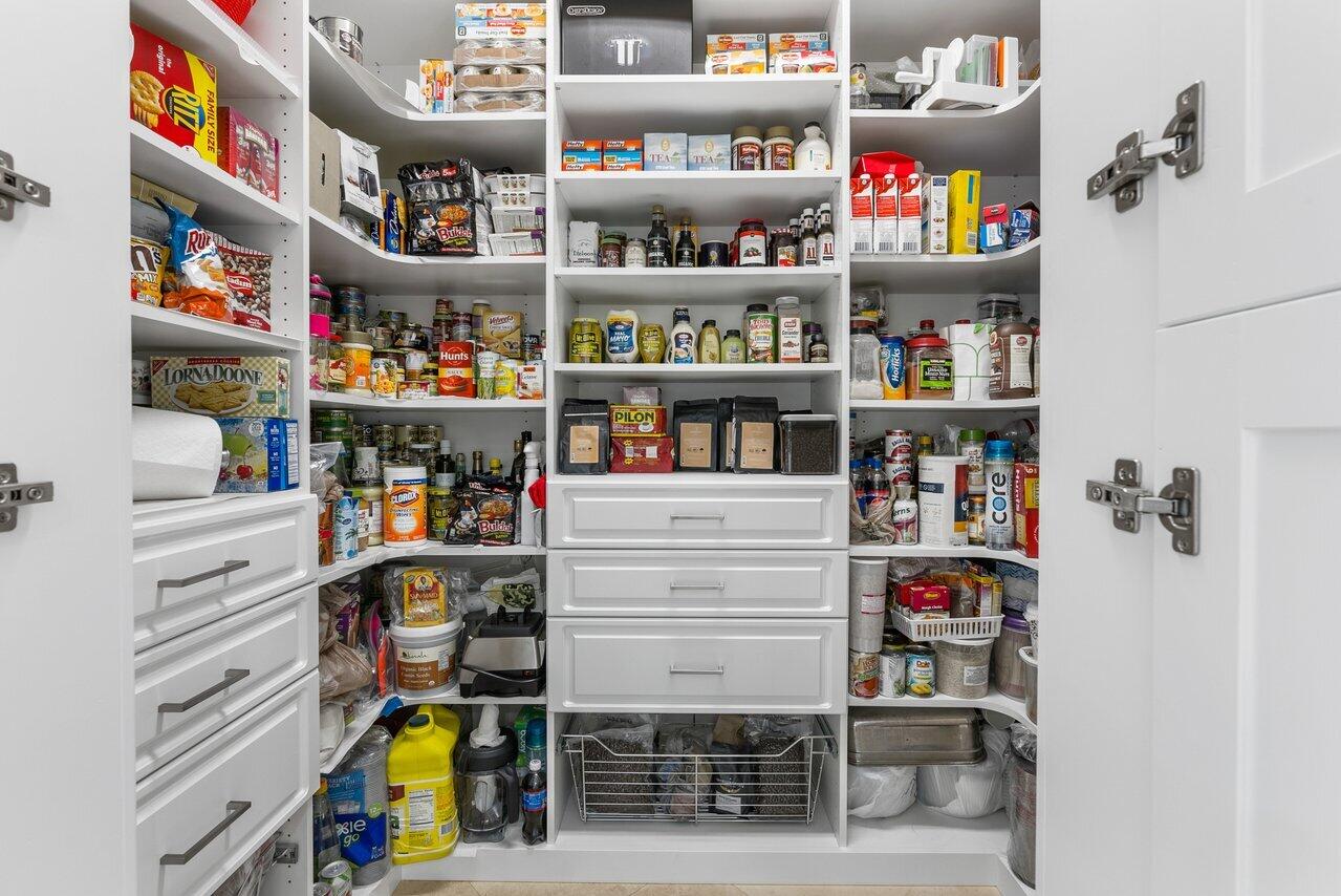 8626 Daystar Ridge Point Boynton Beach, FL 33473 - Photo 9 of 58 walk in pantry