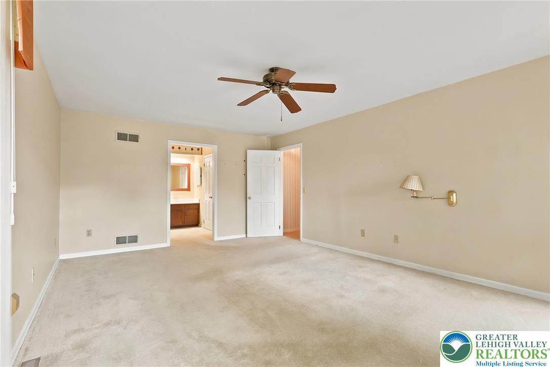 613 East Macada Road Bethlehem, PA 18017 - Photo 21 of 52