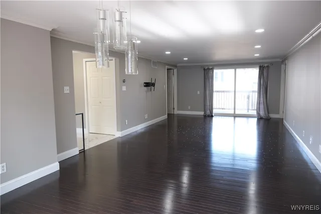 $2,250 | 32 Bernhardt Drive, Unit 4, Amherst, NY 14226