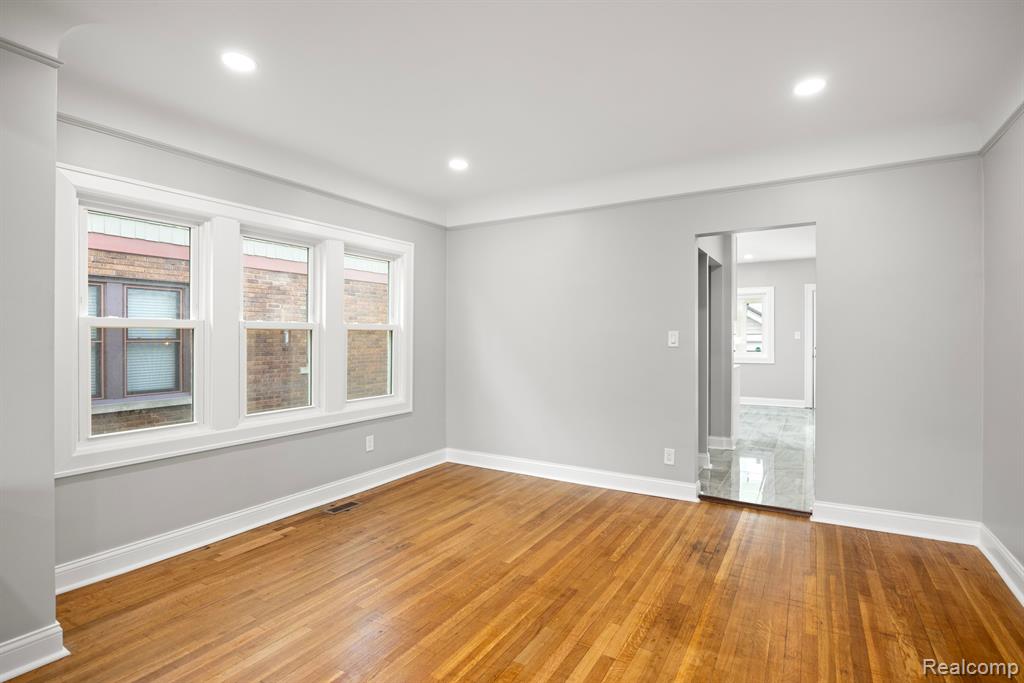 1415 Nottingham Road Grosse Pointe Park, MI 48230 - Photo 26 of 64