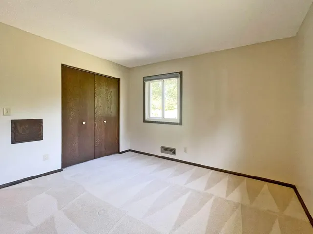 $2,495 | 12940 Exley Avenue, Apple Valley, MN 55124