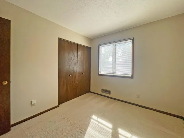 $2,495 | 12940 Exley Avenue, Apple Valley, MN 55124