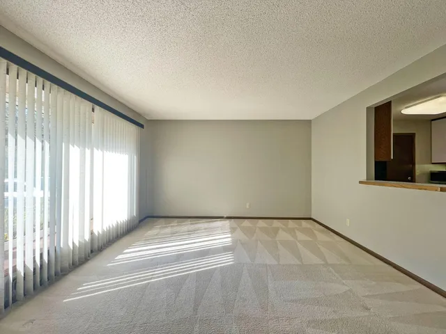 $2,495 | 12940 Exley Avenue, Apple Valley, MN 55124