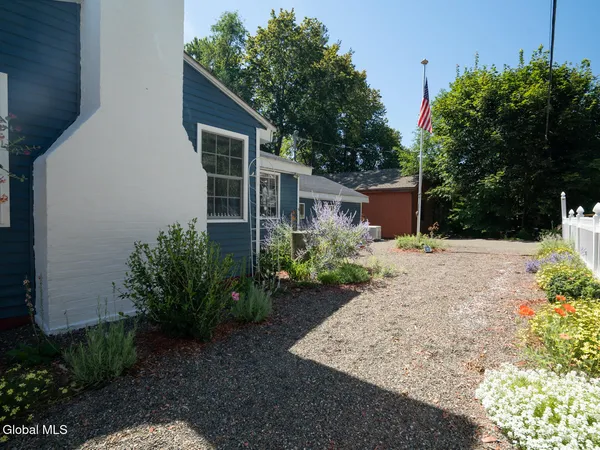 $499,000 | 16 Robin Road, Copake, NY 12521