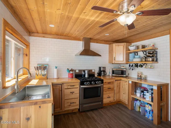 $499,000 | 16 Robin Road, Copake, NY 12521