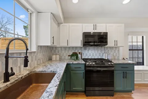 $645,000 | 7110 Tawny Circle, Austin, TX 78745