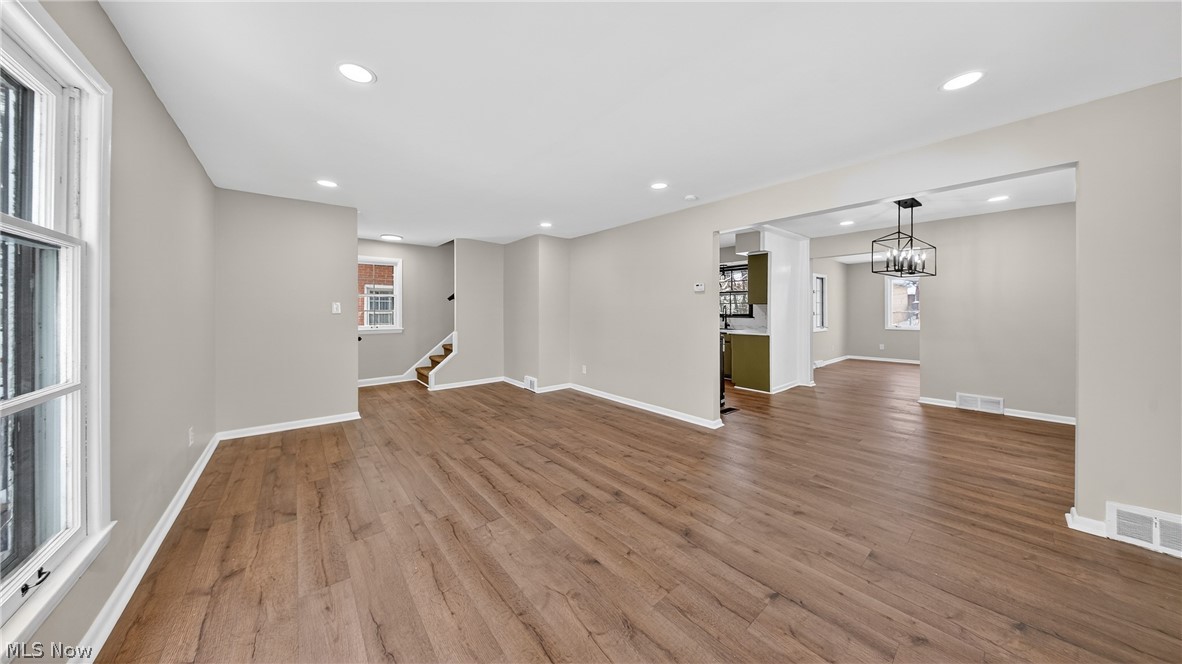 16811 Invermere Avenue Cleveland, OH 44128 - Photo 18 of 47