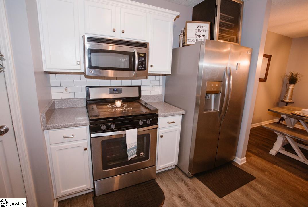 309 Hampton Ridge Drive Greer, SC 29651 - Photo 6 of 33 Gallery Image 6