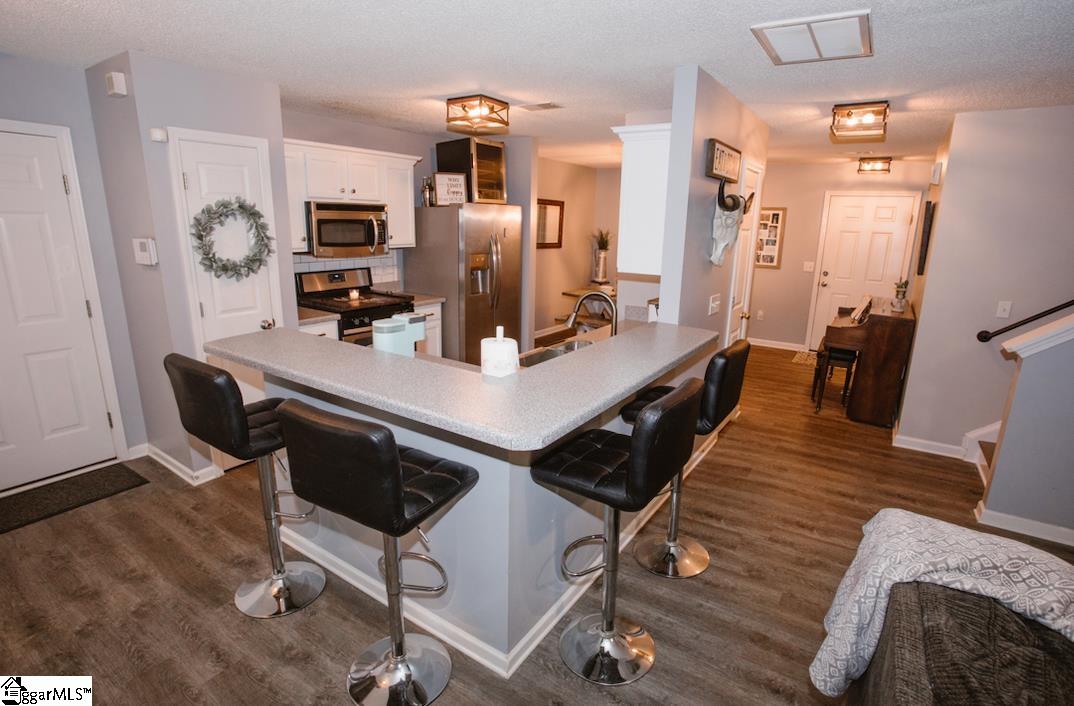 309 Hampton Ridge Drive Greer, SC 29651 - Photo 8 of 33 Gallery Image 8