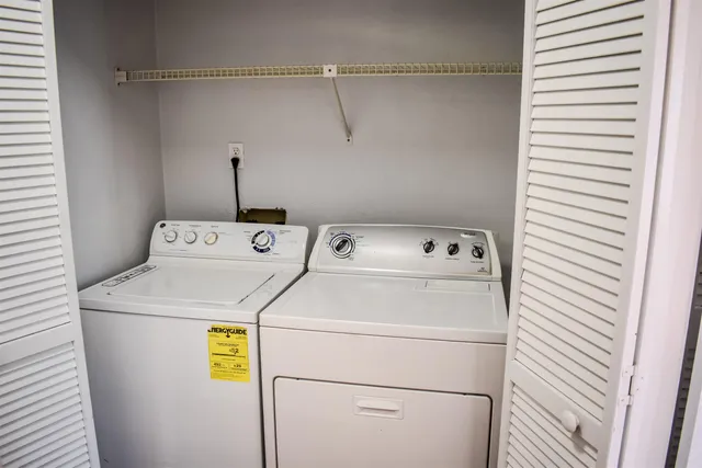 $1,350 | 1169 Ocala Road, Tallahassee, FL 32304