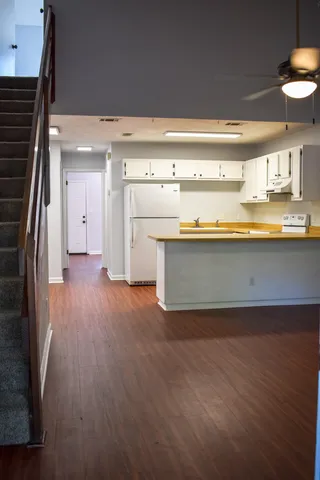 $1,350 | 1169 Ocala Road, Tallahassee, FL 32304