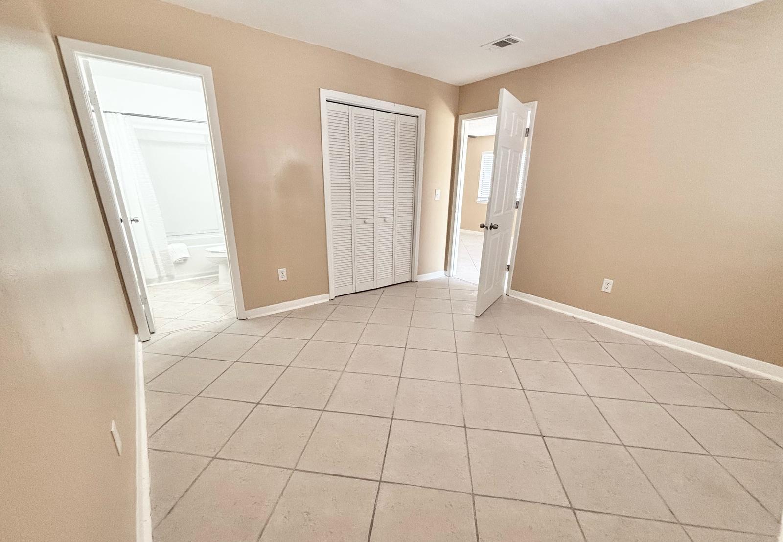 25 Blenheim Lane, Unit 4 Santa Rosa Beach, FL 32459 - Photo 8 of 13 a view of an empty room