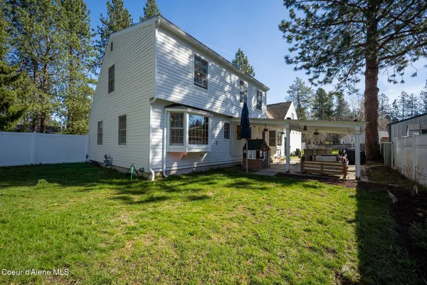 $699,990 | 1140 East Forest Park Lane, Coeur D'Alene, ID 83815