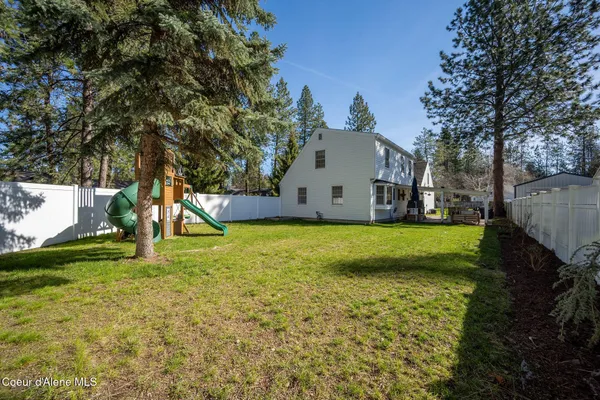 $699,990 | 1140 East Forest Park Lane, Coeur D'Alene, ID 83815