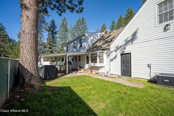 $699,990 | 1140 East Forest Park Lane, Coeur D'Alene, ID 83815