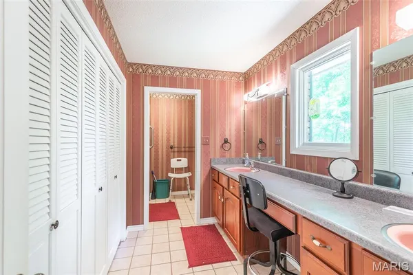 $399,000 | 1103 Cherry Street, Doniphan, MO 63935