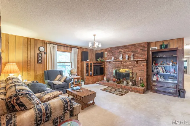 $425,000 | 1103 Cherry Street, Doniphan, MO 63935