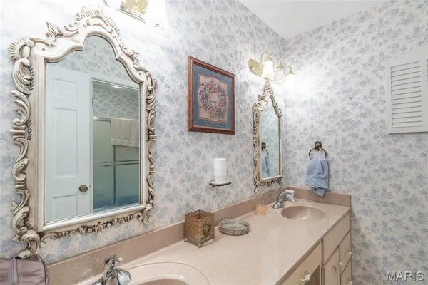 $399,000 | 1103 Cherry Street, Doniphan, MO 63935