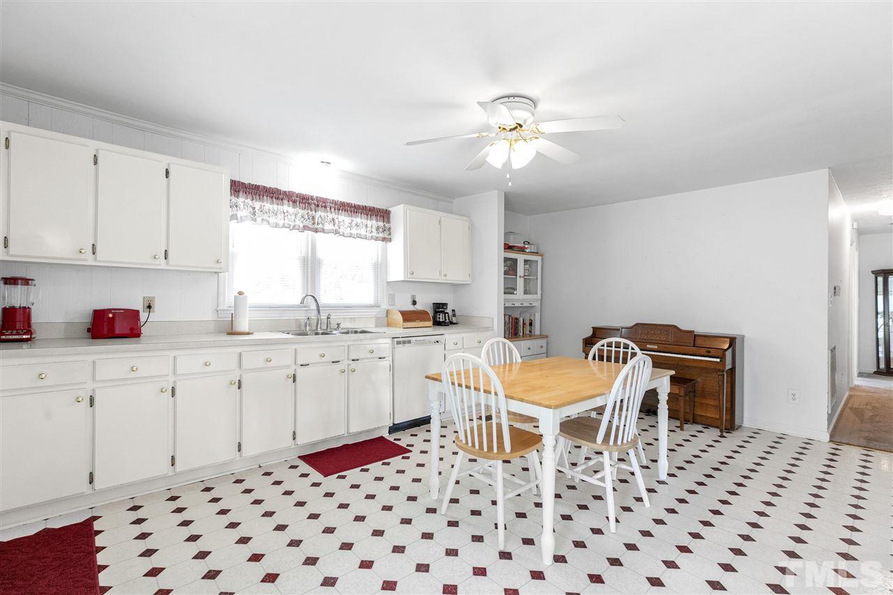 5700 Percy Strickland Road Godwin, NC 28344 - Photo 7 of 25