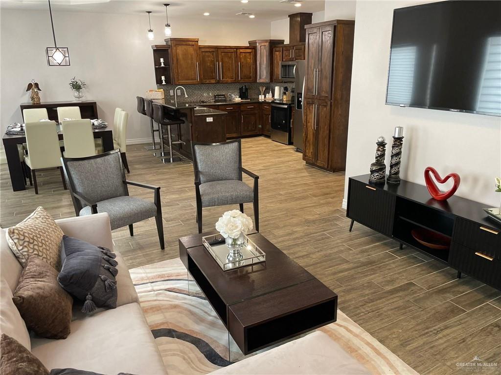 3003 South L Lane, Unit C McAllen, TX 78503 - Photo 4 of 17