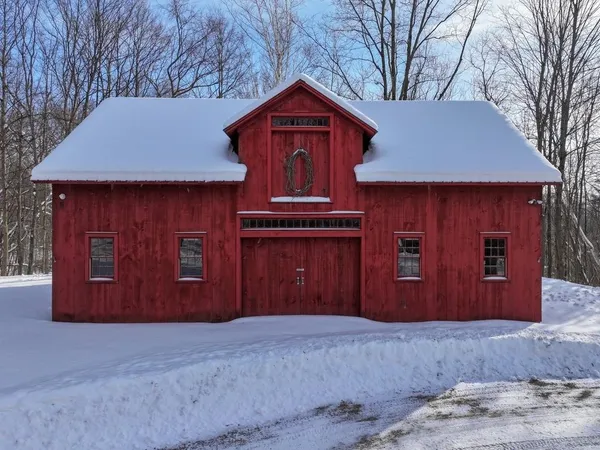 $2,000,000 | 860 West Street, Cornwall, VT 05753