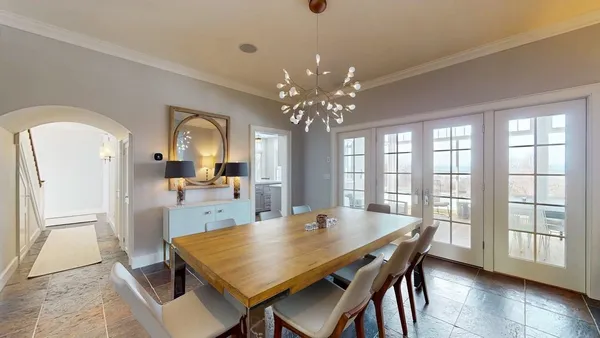 $2,000,000 | 860 West Street, Cornwall, VT 05753