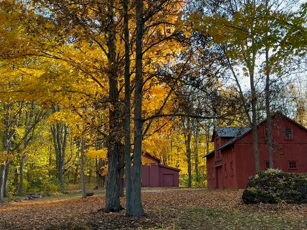 $2,000,000 | 860 West Street, Cornwall, VT 05753