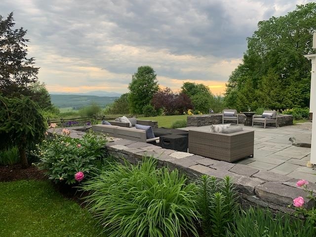 860 West Street Cornwall, VT 05753 - Photo 8 of 57