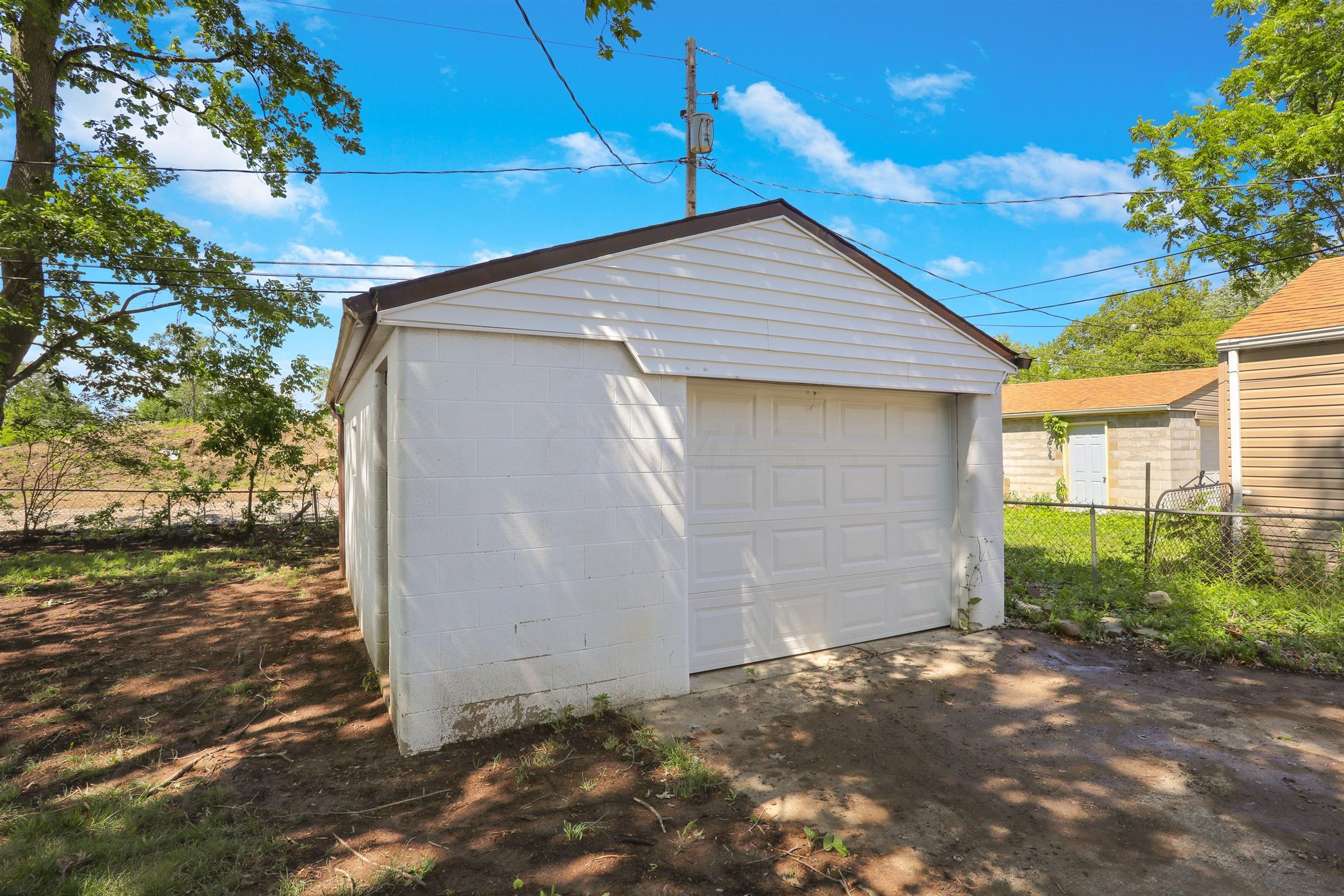 1770 Ward Road Columbus, OH 43224 - Photo 24 of 25 Gallery Image 24