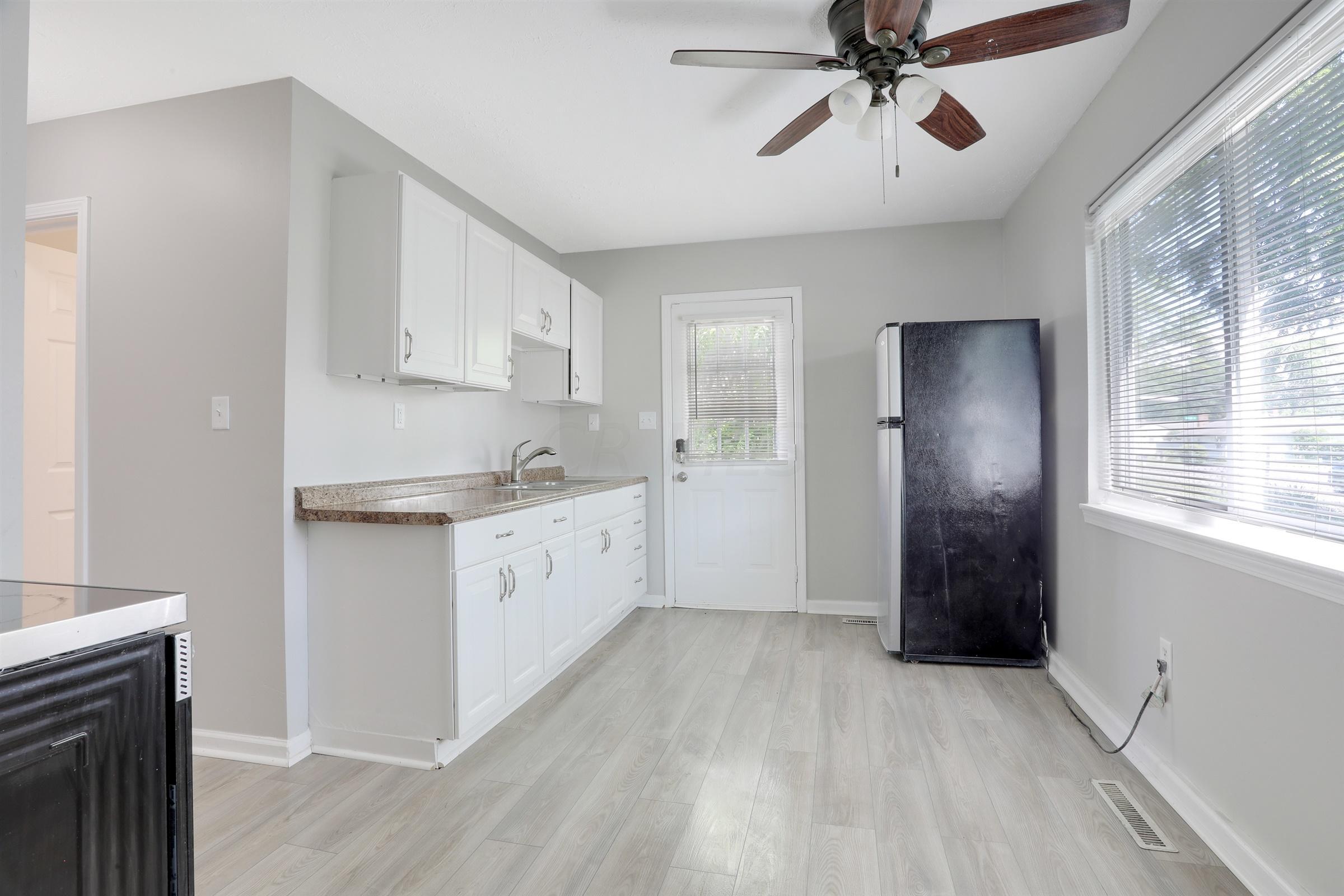 1770 Ward Road Columbus, OH 43224 - Photo 10 of 25 Gallery Image 10