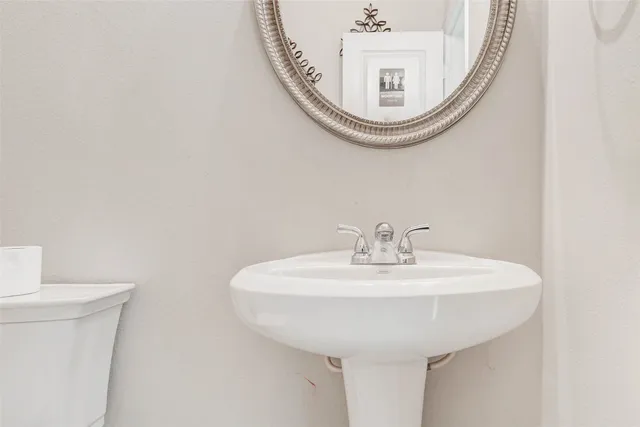 $2,450 | 7431 Foxwaithe Lane, Humble, TX 77338