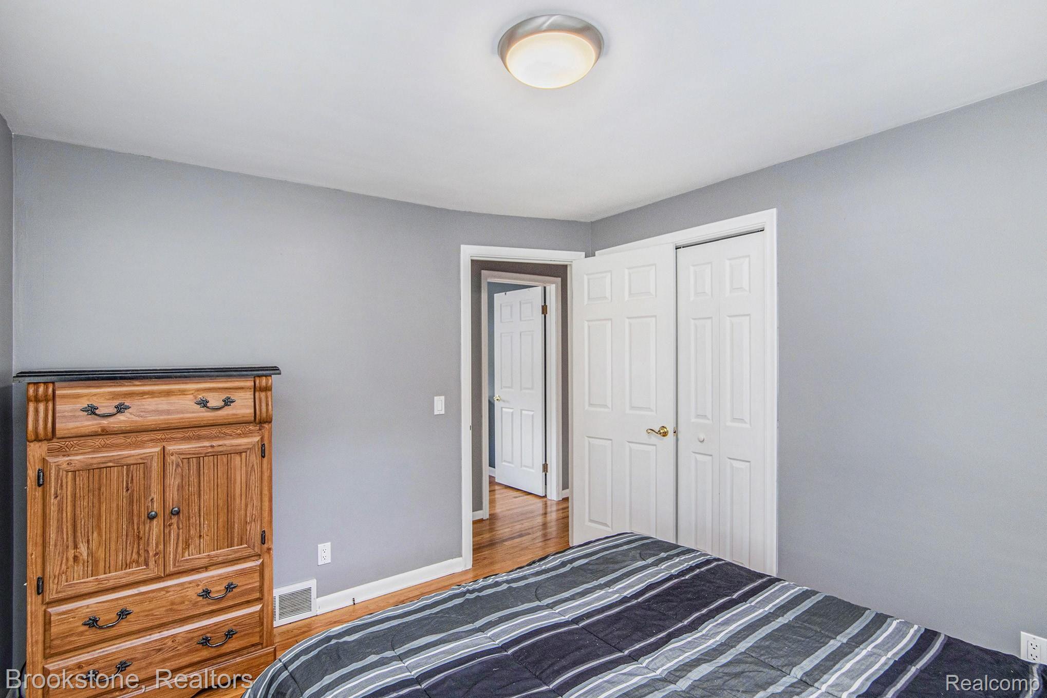 1005 1st Street Rochester, MI 48307 - Photo 22 of 26 BPG_1896.jpg