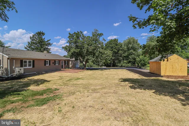 $449,900 | 7821 Skyline Drive, Harrisburg, PA 17112