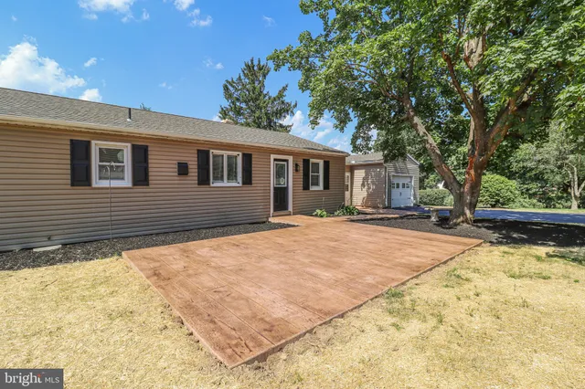 $449,900 | 7821 Skyline Drive, Harrisburg, PA 17112