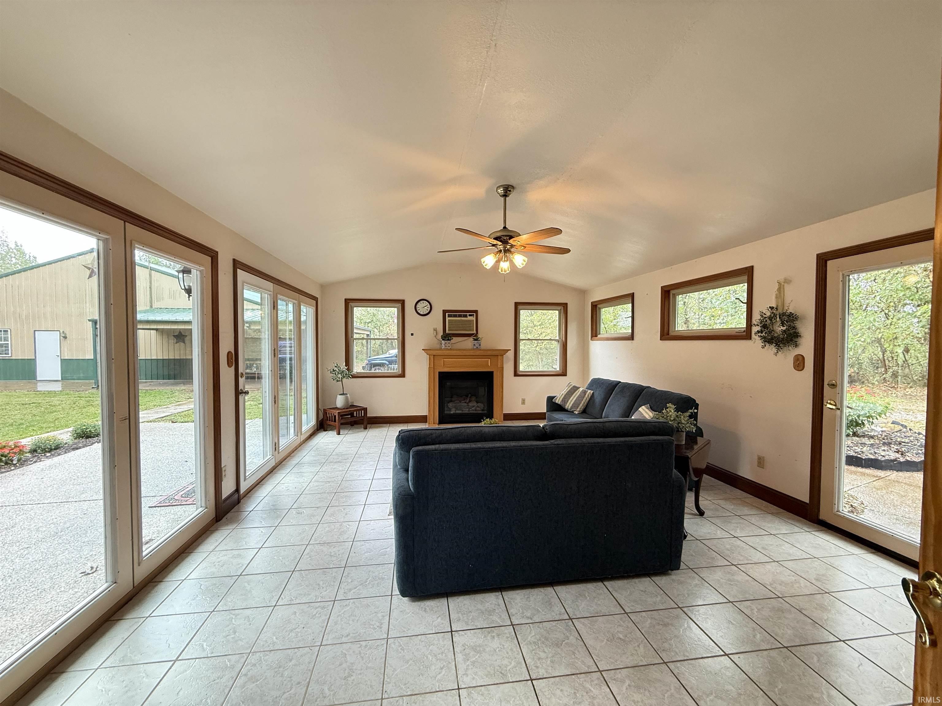 6688 Nickens Road Boonville, IN 47601 - Photo 6 of 29