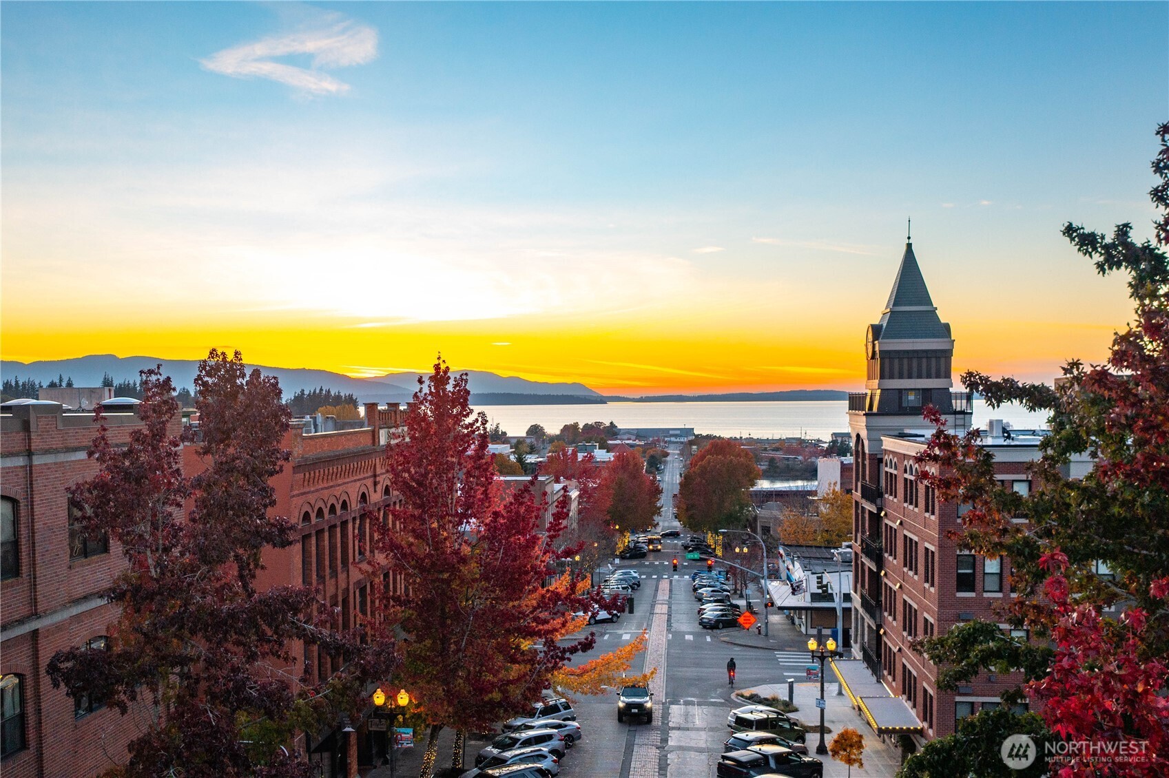 1310 10th Street, Unit 408 Bellingham, WA 98225 - Photo 29 of 33 a view of a city with tall buildings