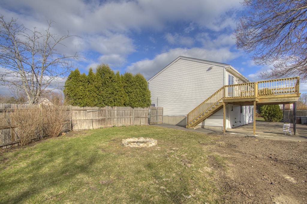 2 Thistle Road Saugus, MA 01906 - Photo 5 of 28 Gallery Image 5