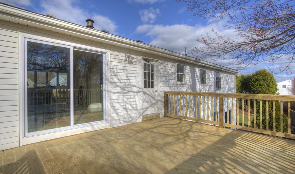 2 Thistle Road Saugus, MA 01906 - Photo 8 of 28 Gallery Image 8
