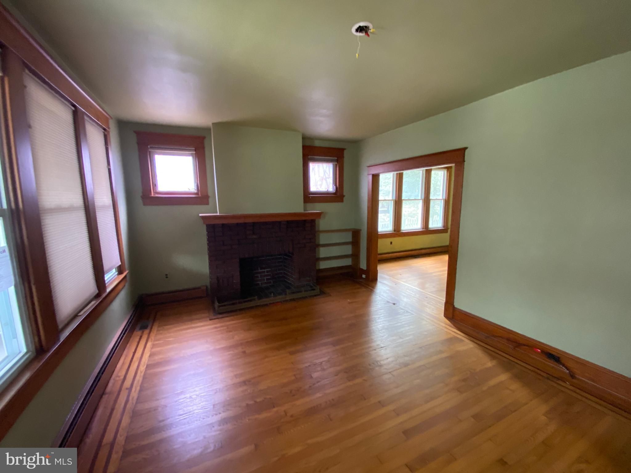 2705 Goodwood Road Baltimore, MD 21214 - Photo 2 of 9