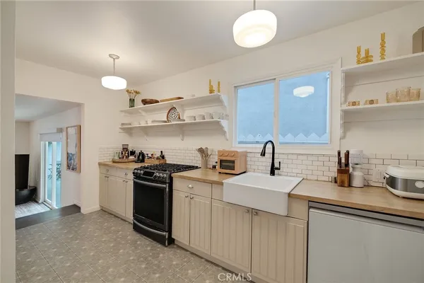 $5,850 | 1706 Carver Street, Redondo Beach, CA 90278
