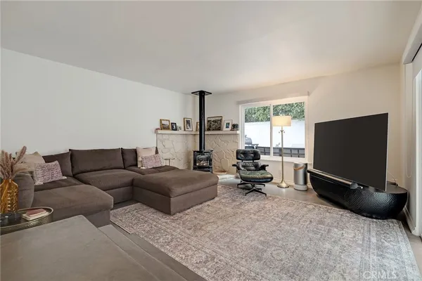 $5,850 | 1706 Carver Street, Redondo Beach, CA 90278